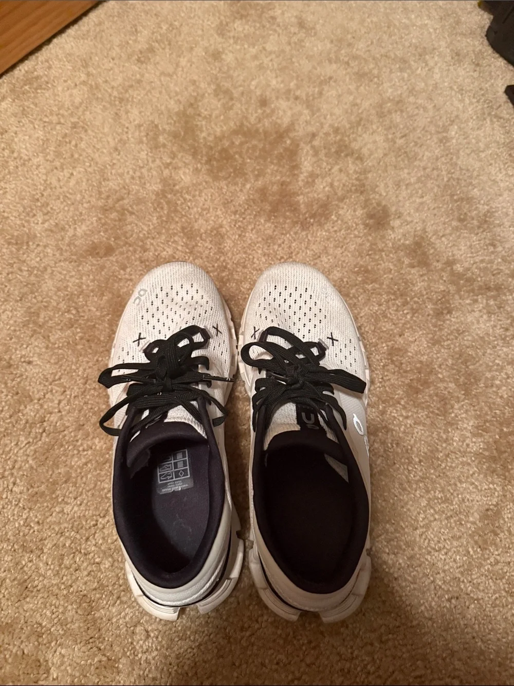 On Cloud - Cloud X Running Shoes